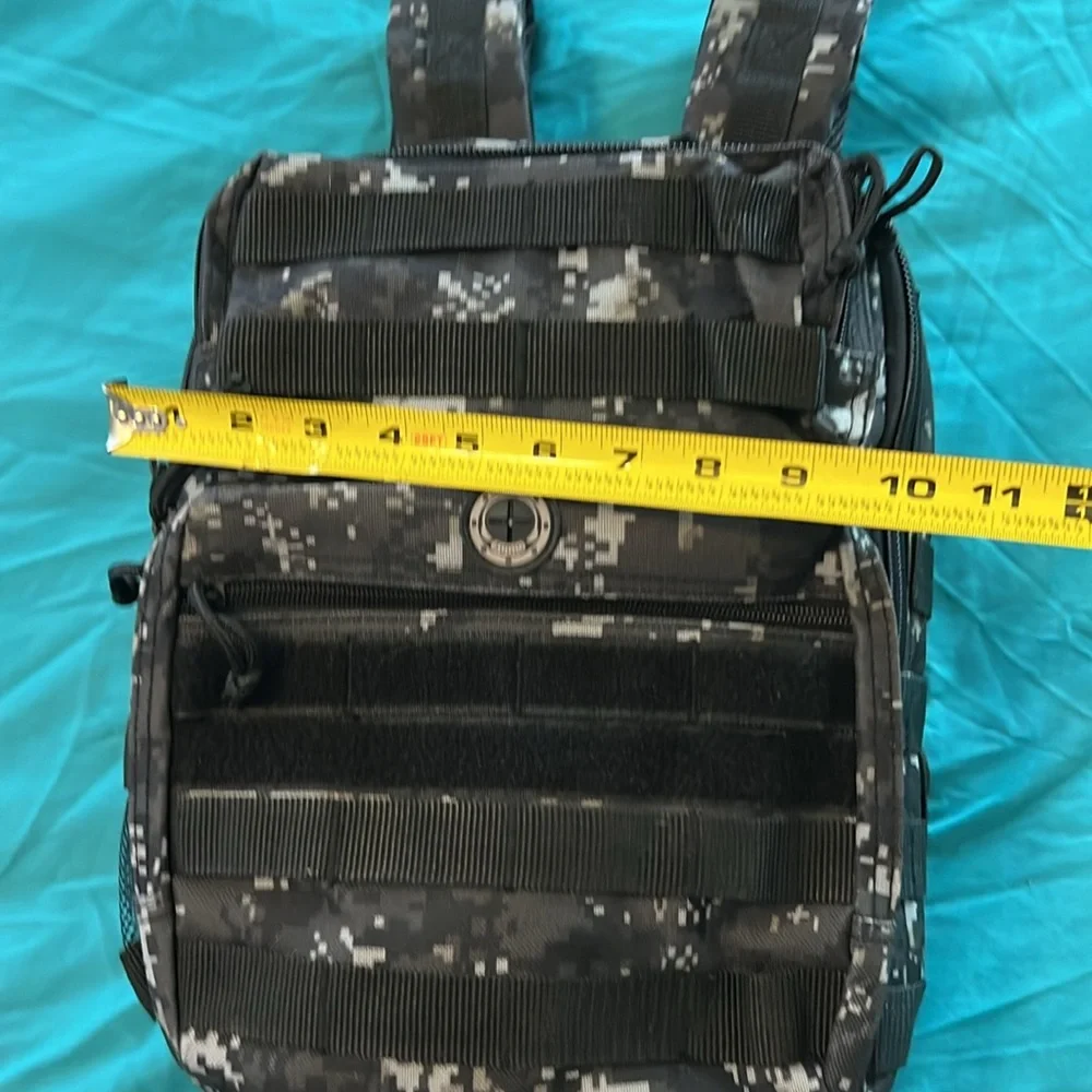🔥DARK GREY DIGITAL CAMO MULTI POCKET BACKPACK NWOT